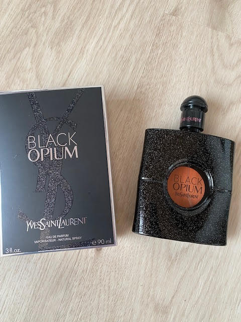 Black opium online parfüüm