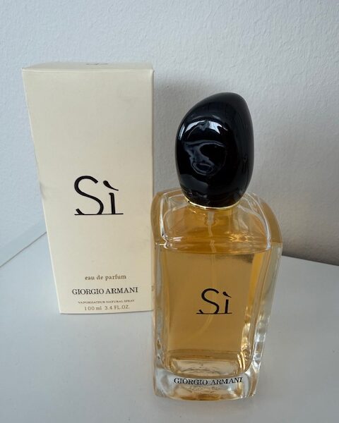 Giorgio Armani Si EDP naistele 100ml Uus!